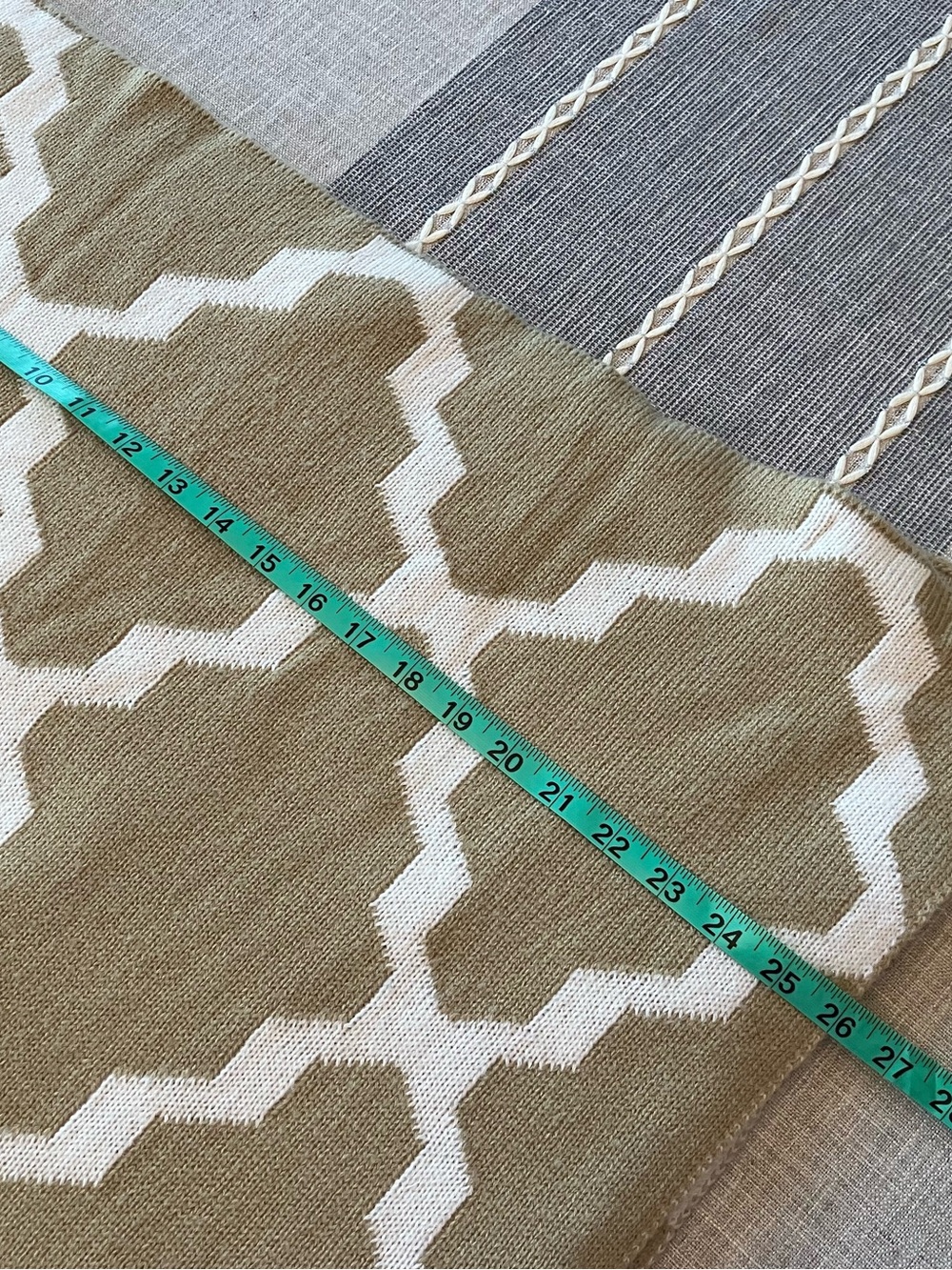 Pottery Barn Camel & Ivory Geometric Knit Throw Blanket - Picture 9 of 13
